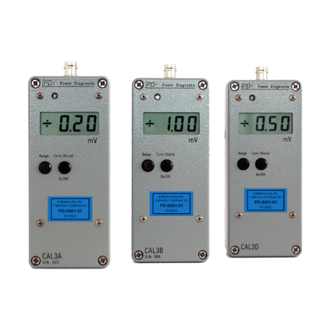 CAL1、CAL2 和 CAL3 校准脉冲发生器