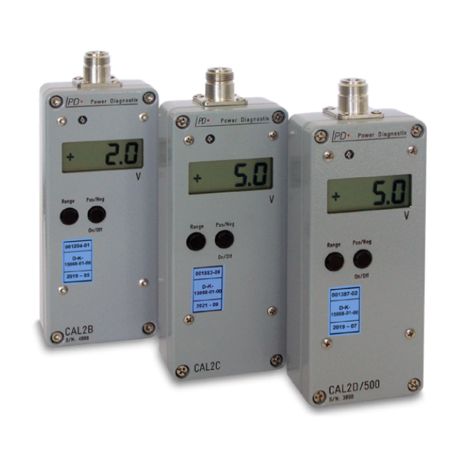 CAL1、CAL2 和 CAL3 校准脉冲发生器